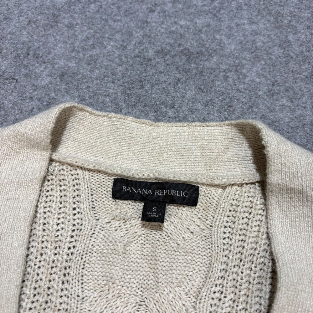 Banana Republic Cream Cable Knit Button Front Cardigan Sweater Womens Small - Picture 2 of 6